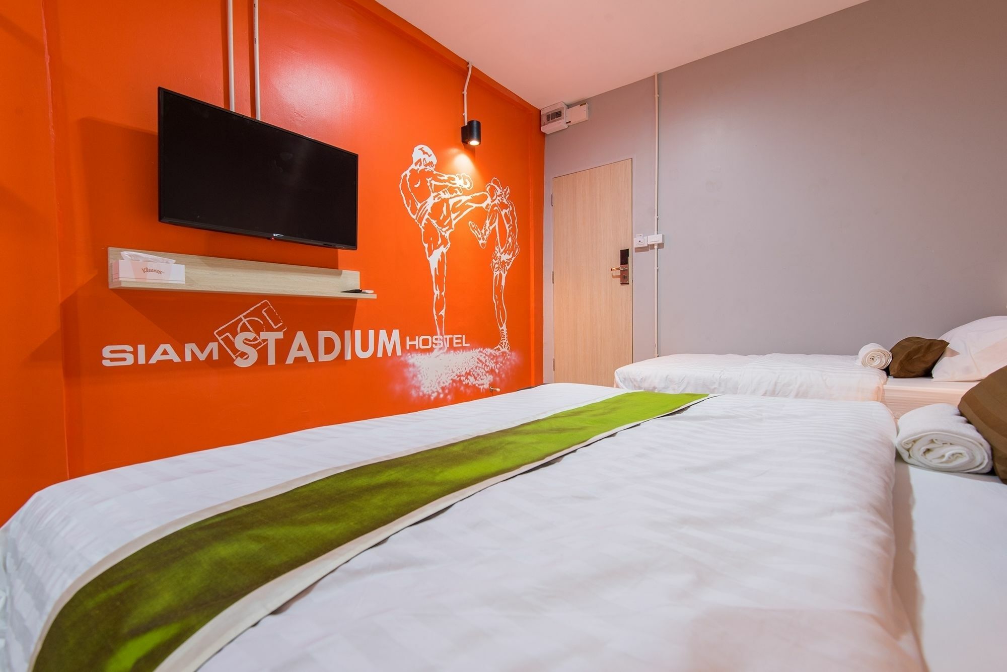 Siam Stadium Hostel Banguecoque Exterior foto